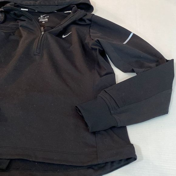 Women’s size medium long sleeve dri fit zip shirt nike - Picture 4 of 5